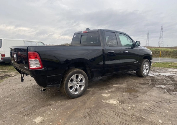 Dodge RAM cena 109900 przebieg: 40458, rok produkcji 2019 z Rzeszów małe 781